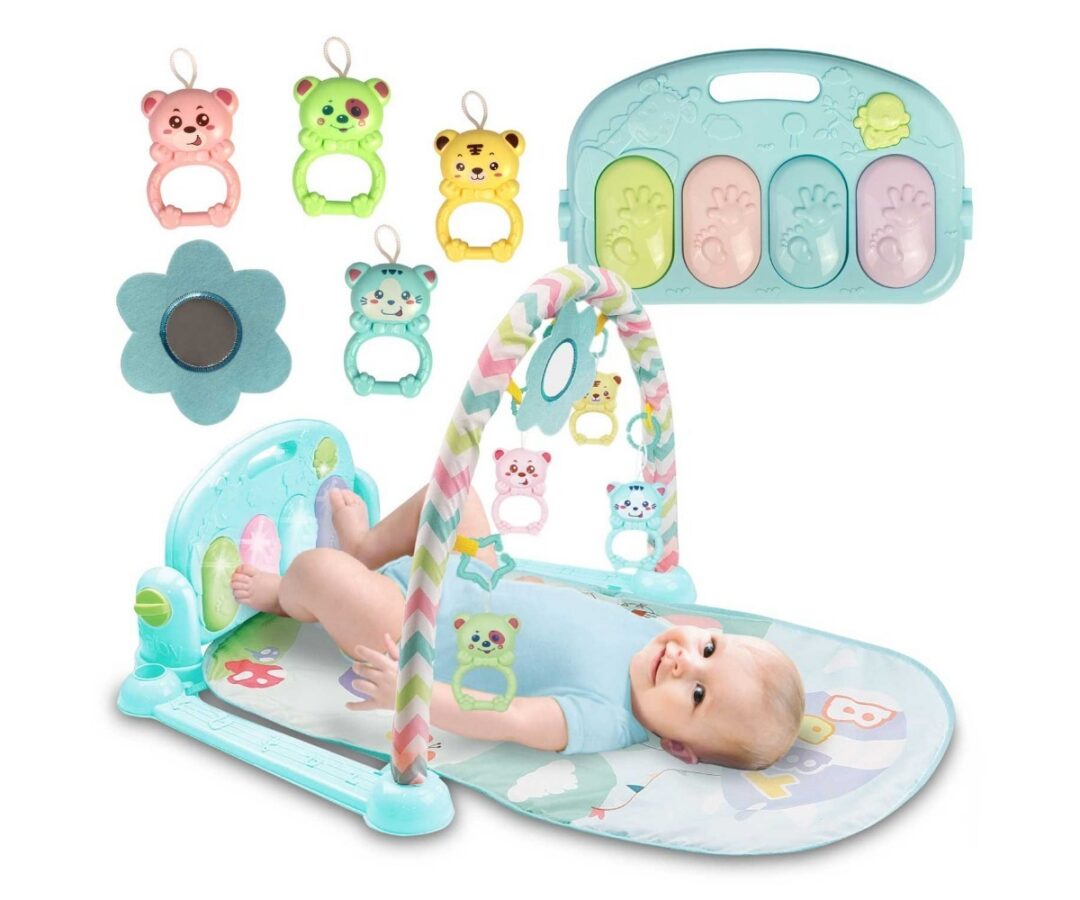 Interaktiivne muusikaline mängumatt Ricokids - 7314, kus beebi mängib rõõmsate mänguasjadega.