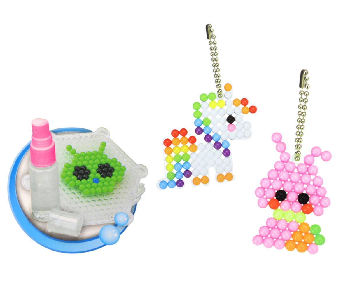 Valmis veepärlitest kujundid – käevõru ja ripatsid lähivaates