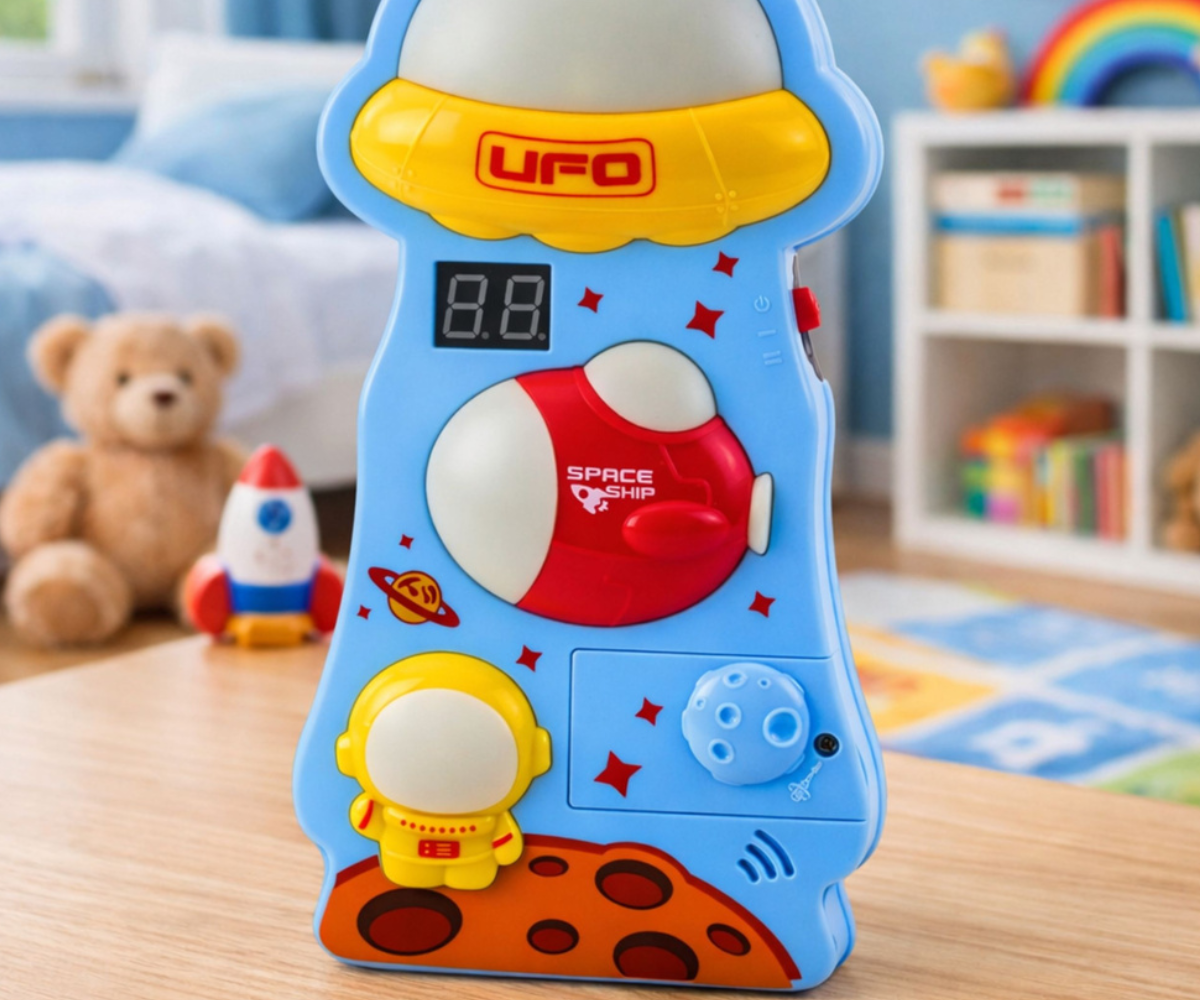 Laste kasvu mõõtmise mänguasi digiekraani ja heliefektidega