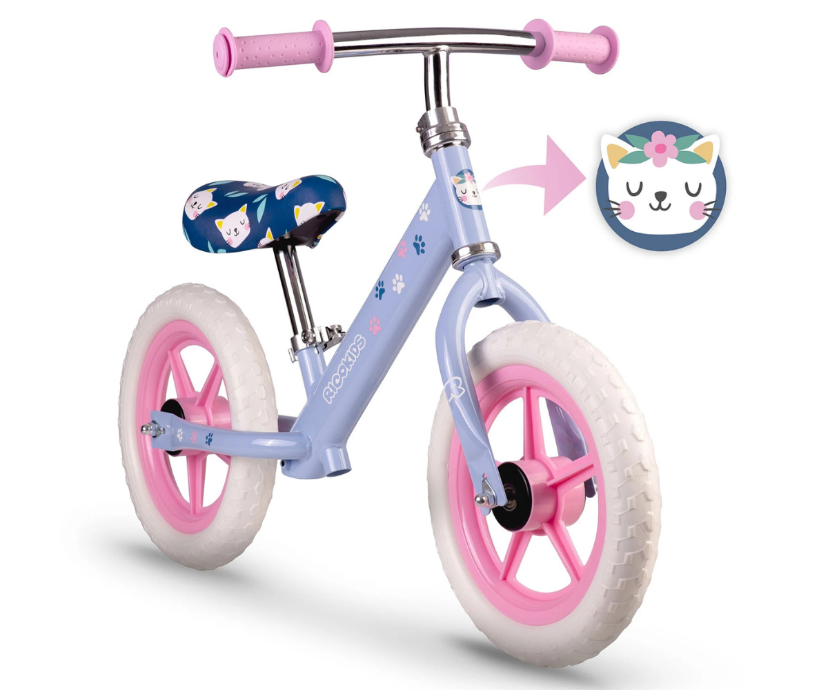 Kerge konstruktsioon mugavaks kandmiseks.