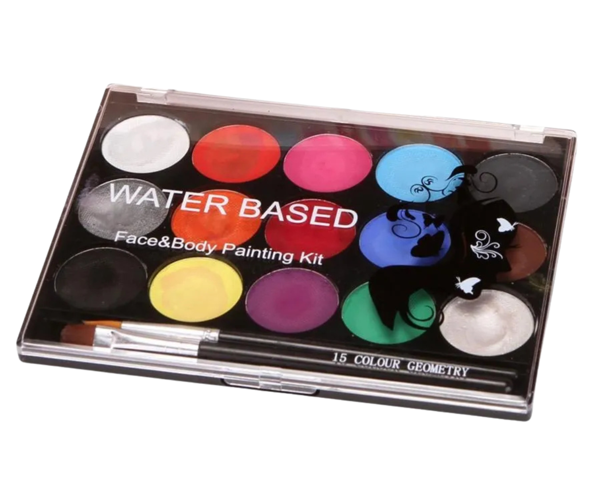 Näomaaling lapse näol – värviline ja rõõmus disain peo või karnevali jaoks.