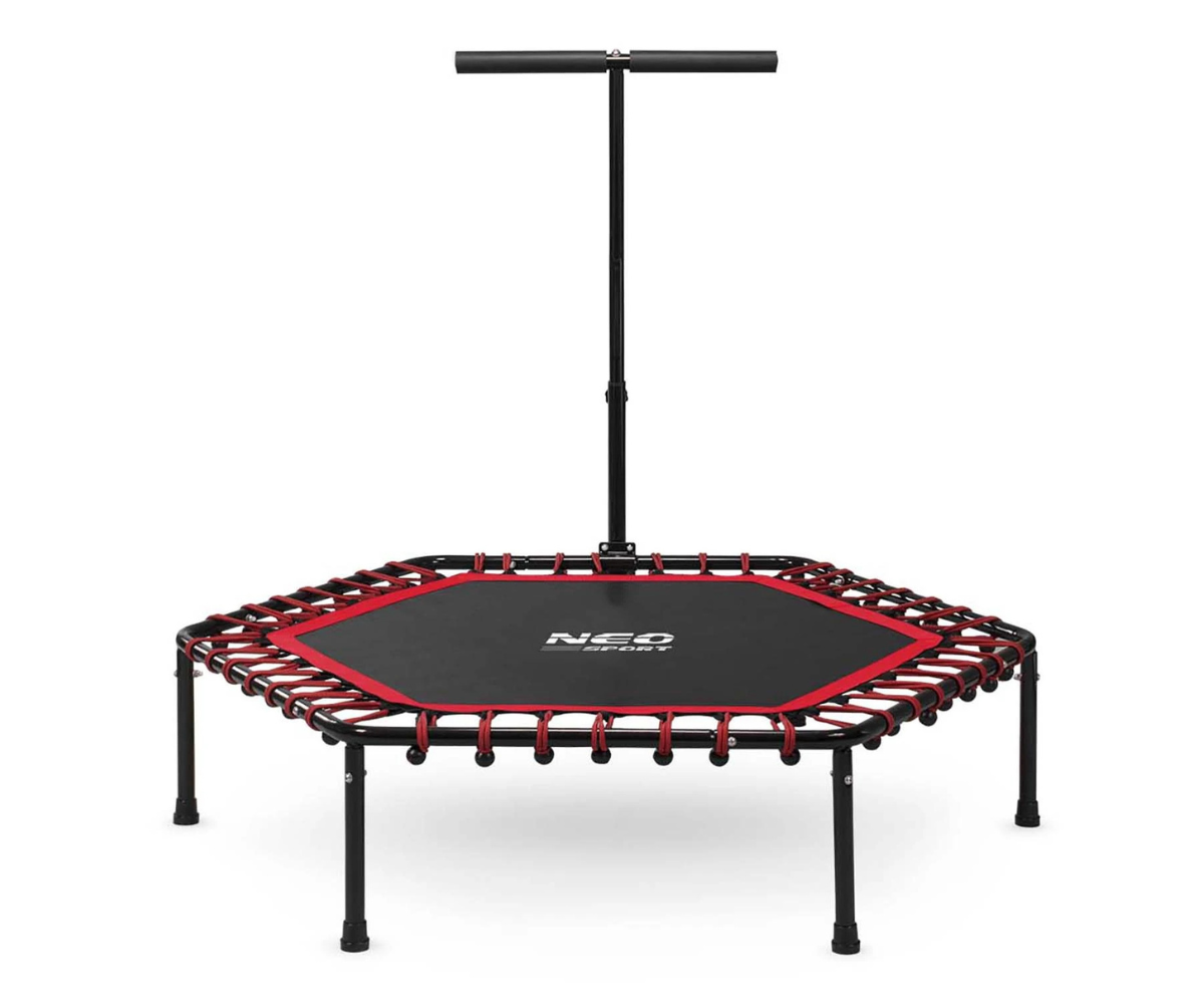 Reguleeritava kõrgusega vahtkattega käepide fitness batuudil