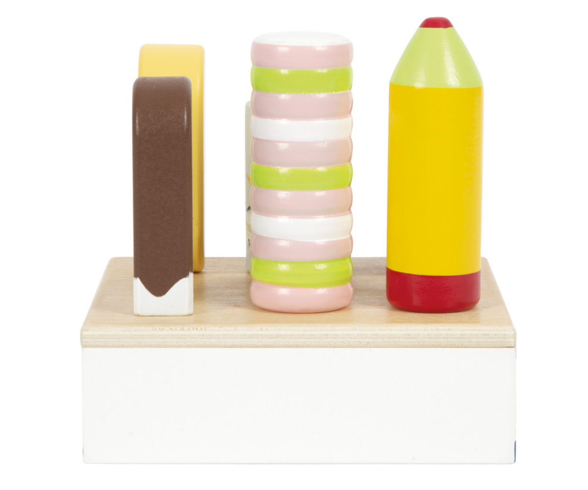 Jäätisepulkade komplekt koos „Fresh” jäätiseletiga mänguköögis