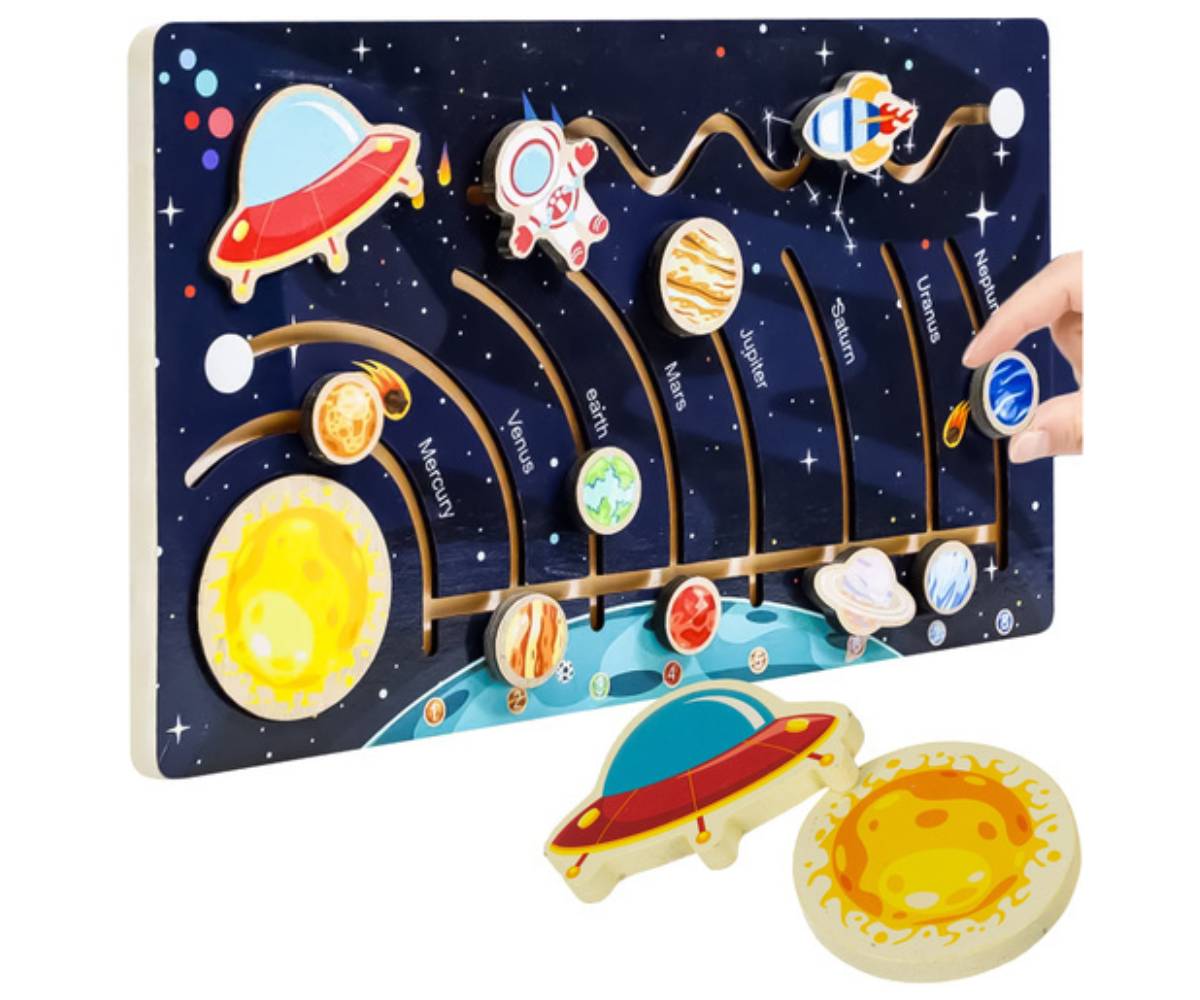 Kosmoseteemaline puidust pusle – ideaalne kingitus väikesele avastajale