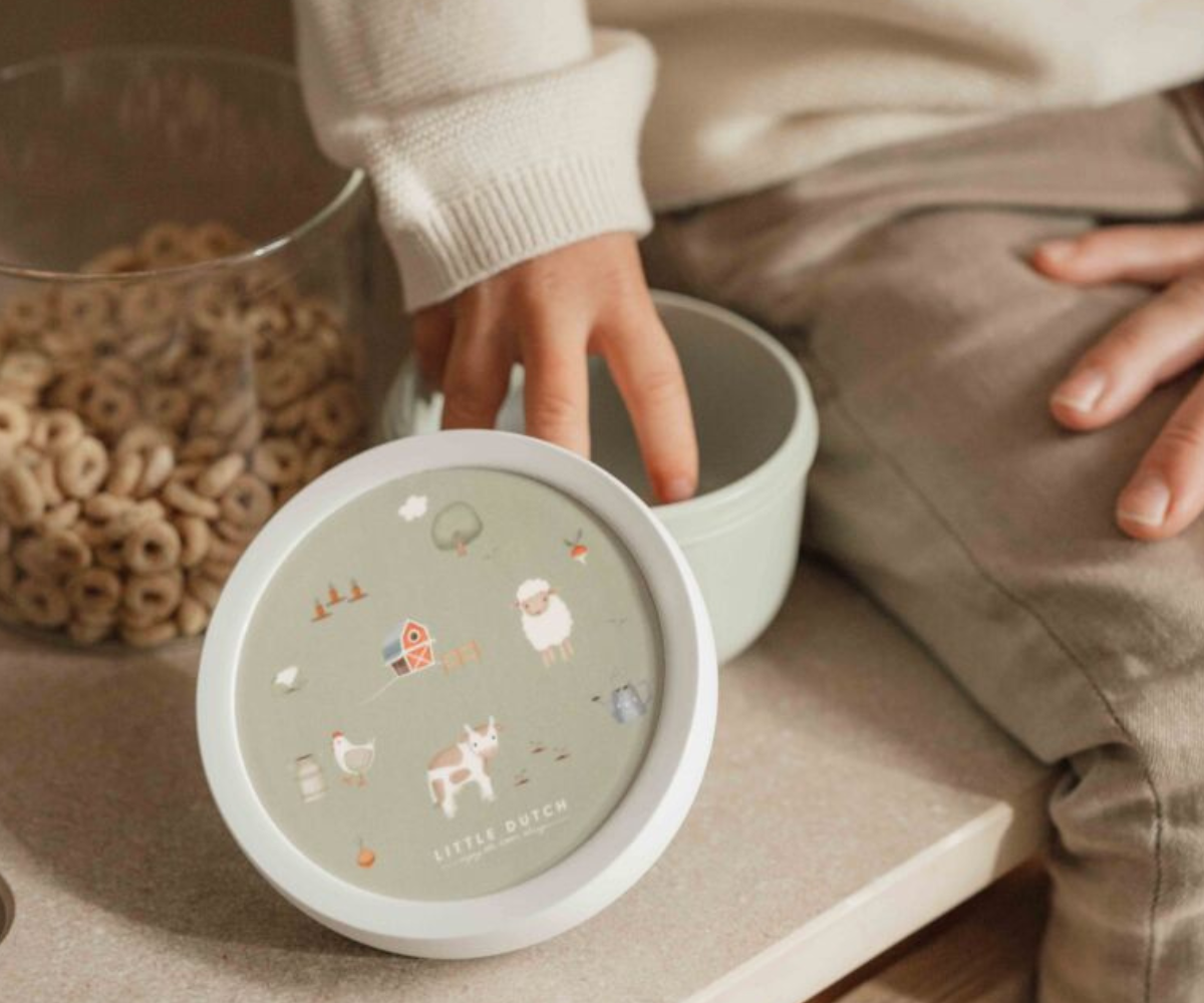 Väikestele kätele sobiv snäkitops lastele