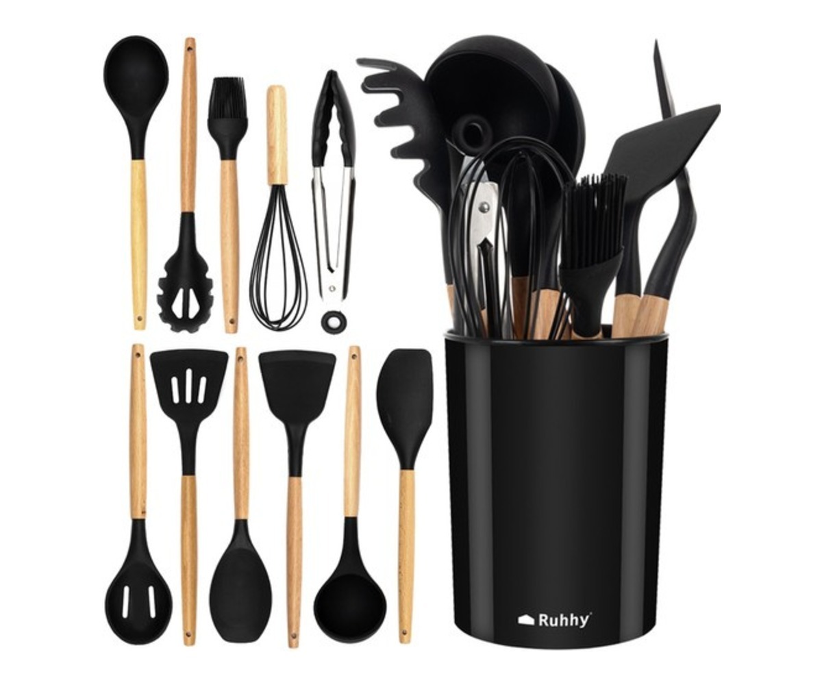 Ruhhy silikoonist köögitarvikute komplekt alusega – 11 osa, sealhulgas erinevad kööginõud ja tööriistad.
