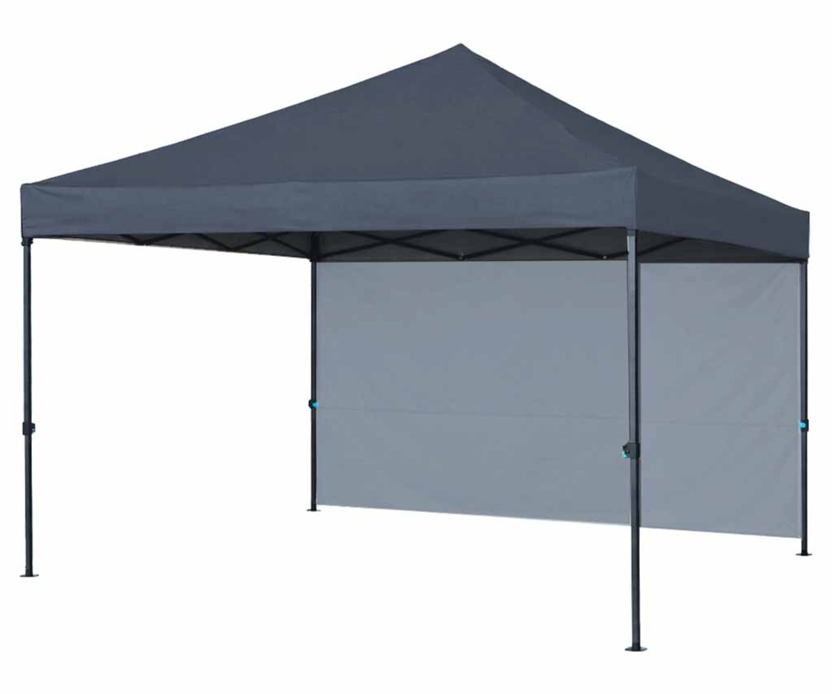 Aiapaviljon 3x3m must koos ühe külgseina ja avatud eesosaga.