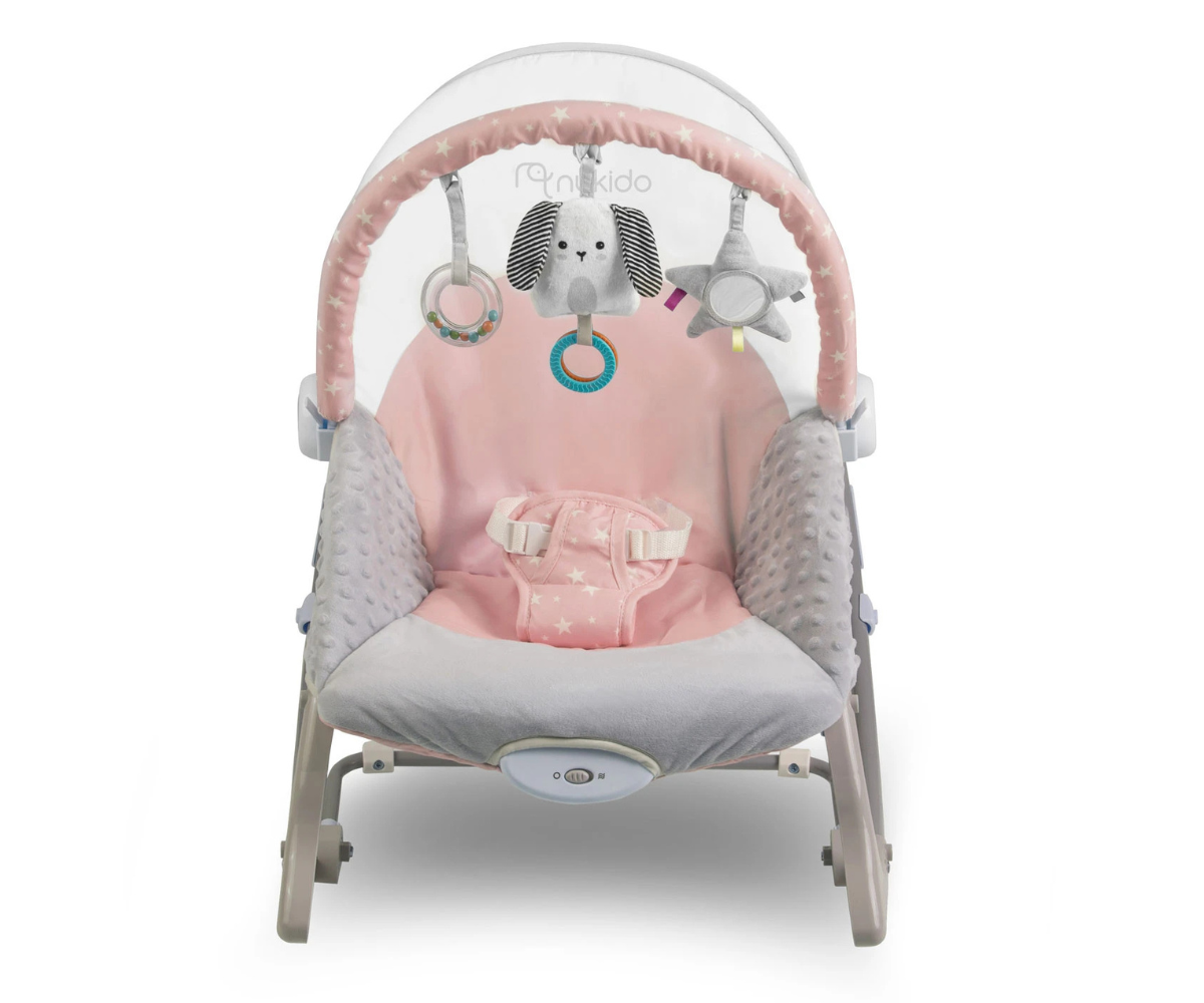 Nukido beebikiik pehme katte, turvarihmade ja eemaldatava mängukaarega