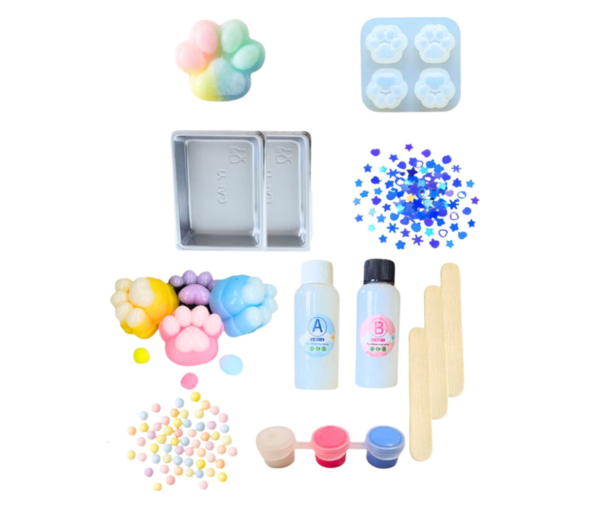 Pastelsetes toonides squishy komplekt kassi käpa vormide ja kaunistustega