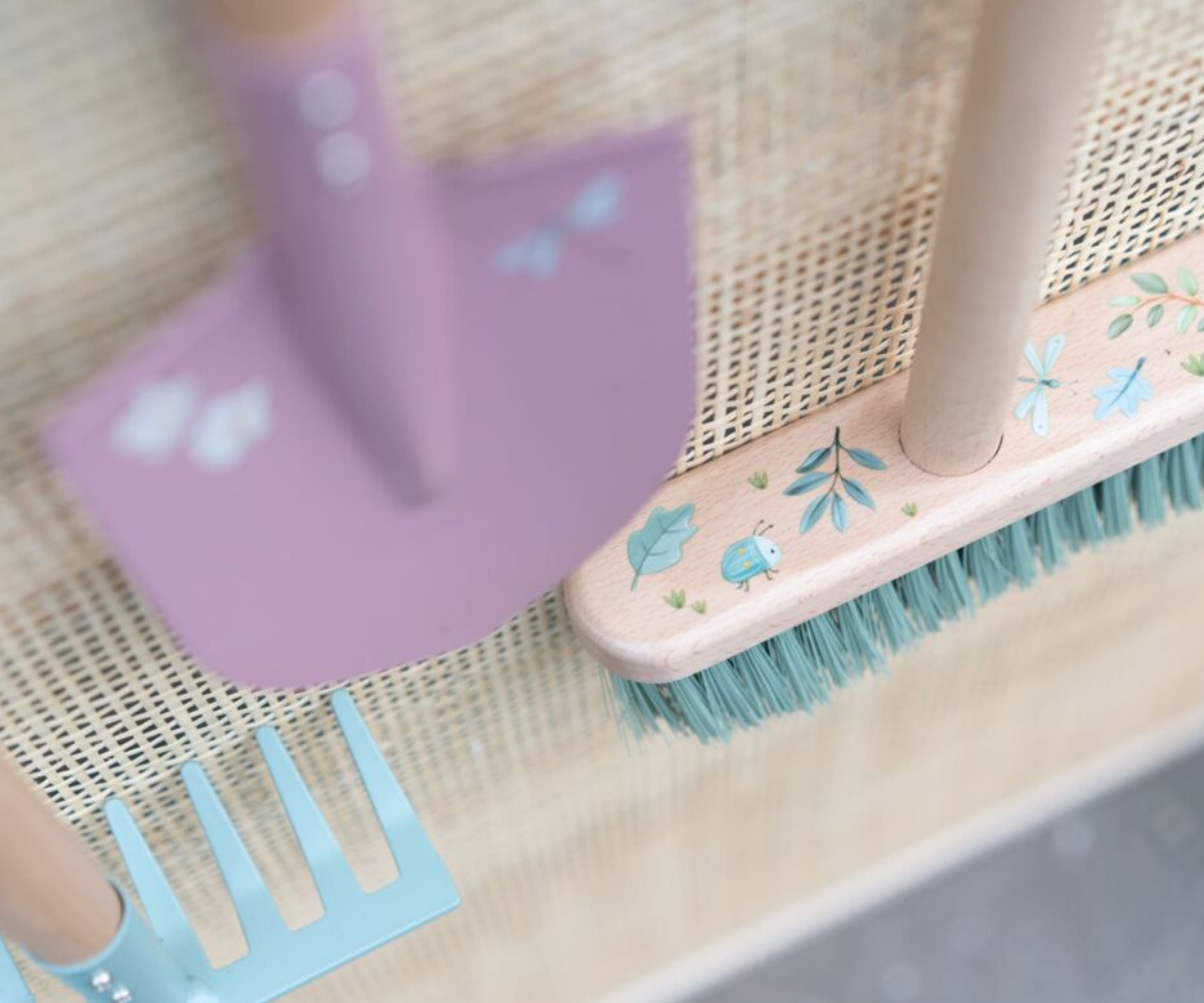 Roheline Little Dutch laste reha puidust varre ja metallosaga