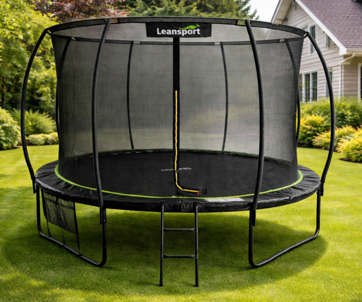 Must roheline aiabatuut sisemise võrguga ja tugeva raamiga