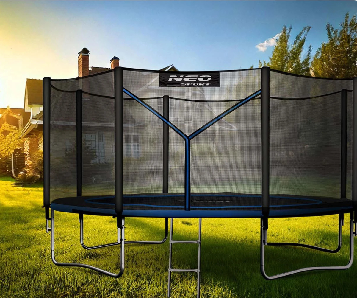 Neo-Sport batuut stabiilsete U-kujuliste jalgadega.