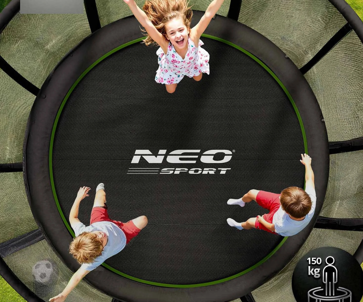 Neo-Sport aiabatuut tugeva hüppemati ja vedrudega.