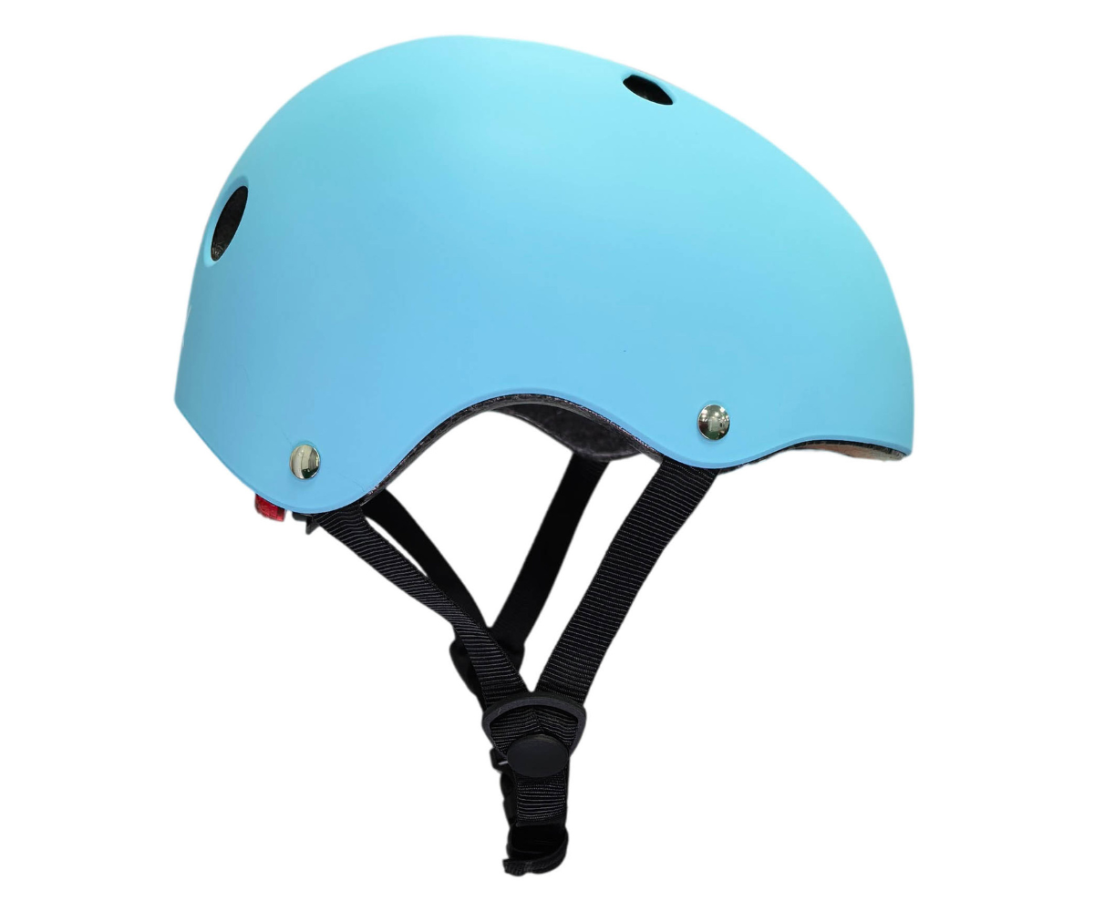 Trike Fix kiiver reguleeritavate rihmade ja tagumise LED-tulega