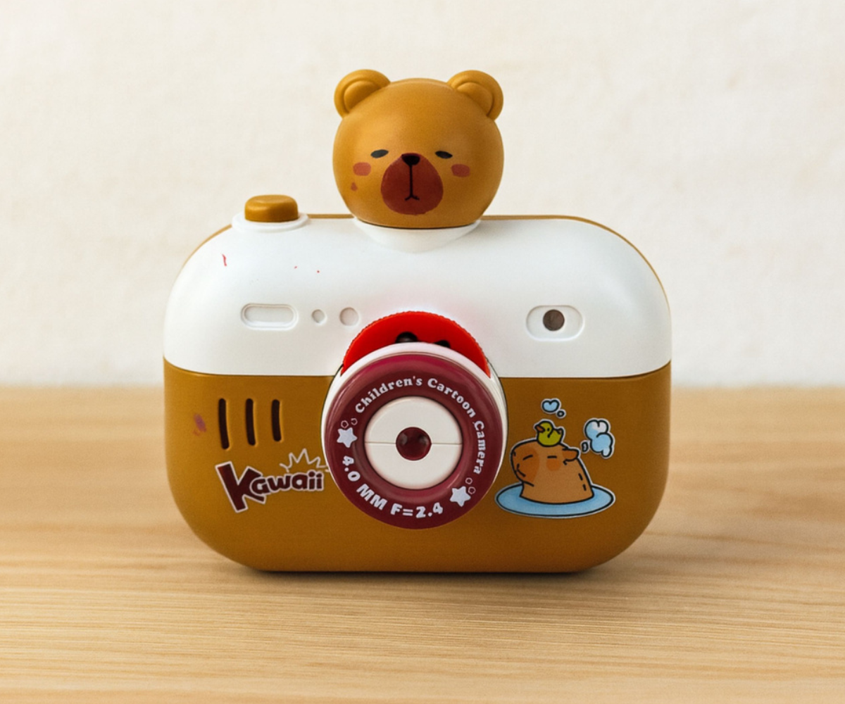 Laste interaktiivne kaamera valguse ja piltidega