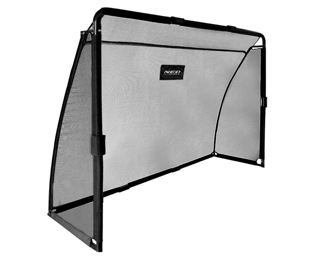 Õuemänguks sobiv jalgpallivärav tugeva võrguga