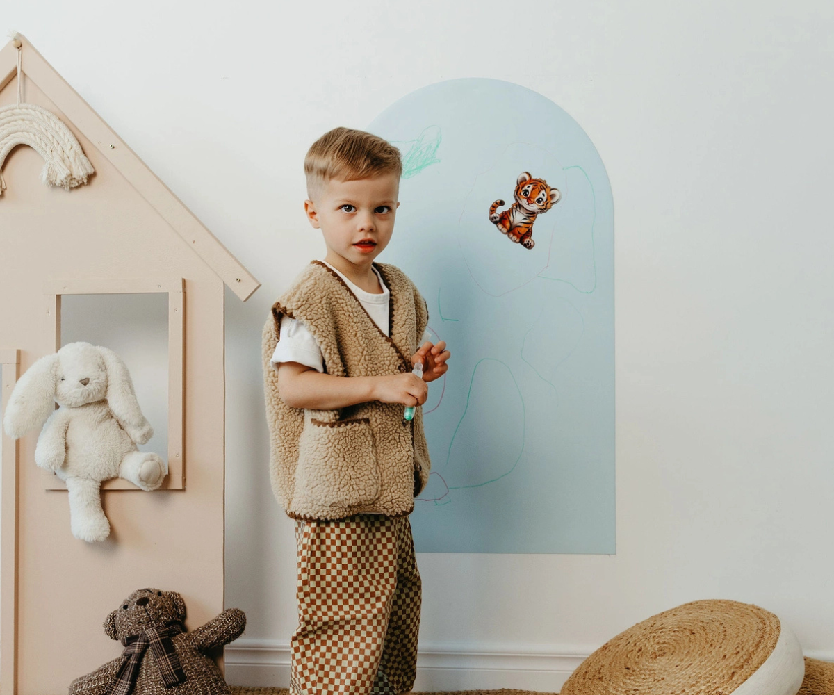 Magnetiline seinatahvel lastele – kaarjas helesinine