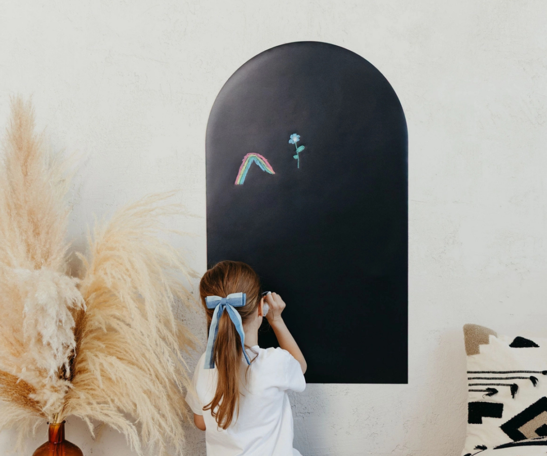 Ultraõhuke magnettahvel peenmotoorika arendamiseks