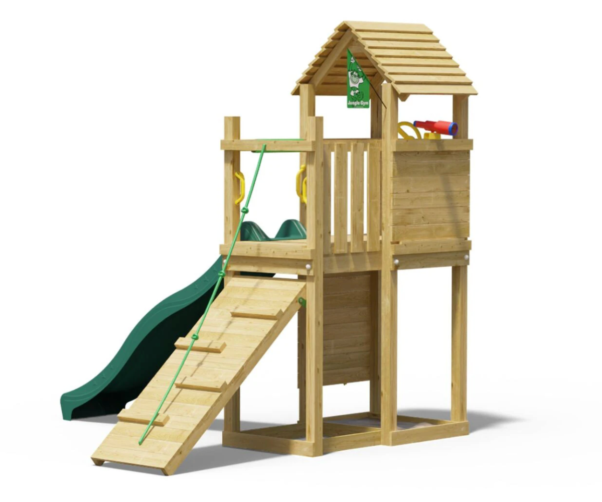 Turvaline puidust mänguväljak liumäega koduaeda