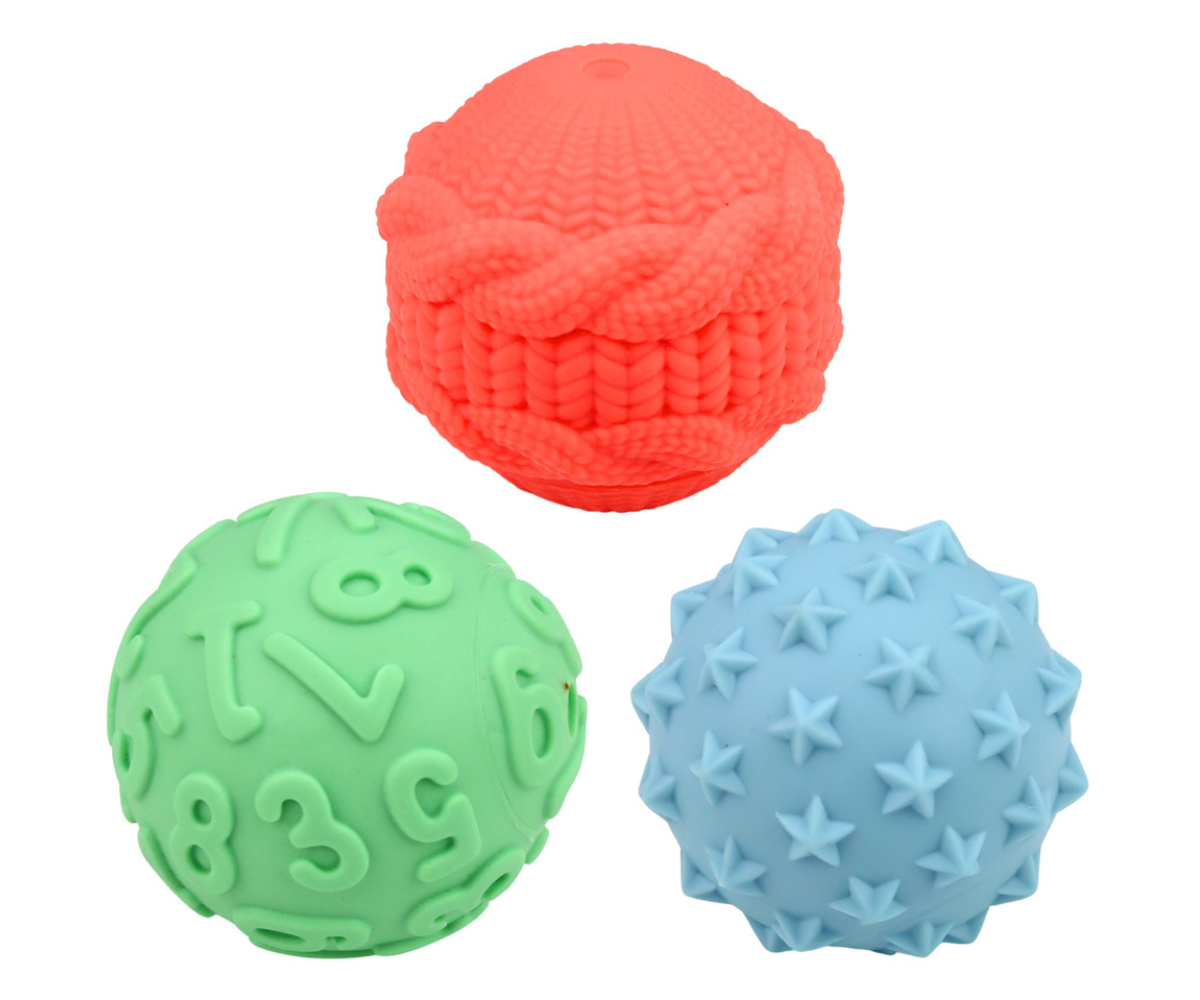 Värviline püramiid ja sensoorsed pallid väikelapsele