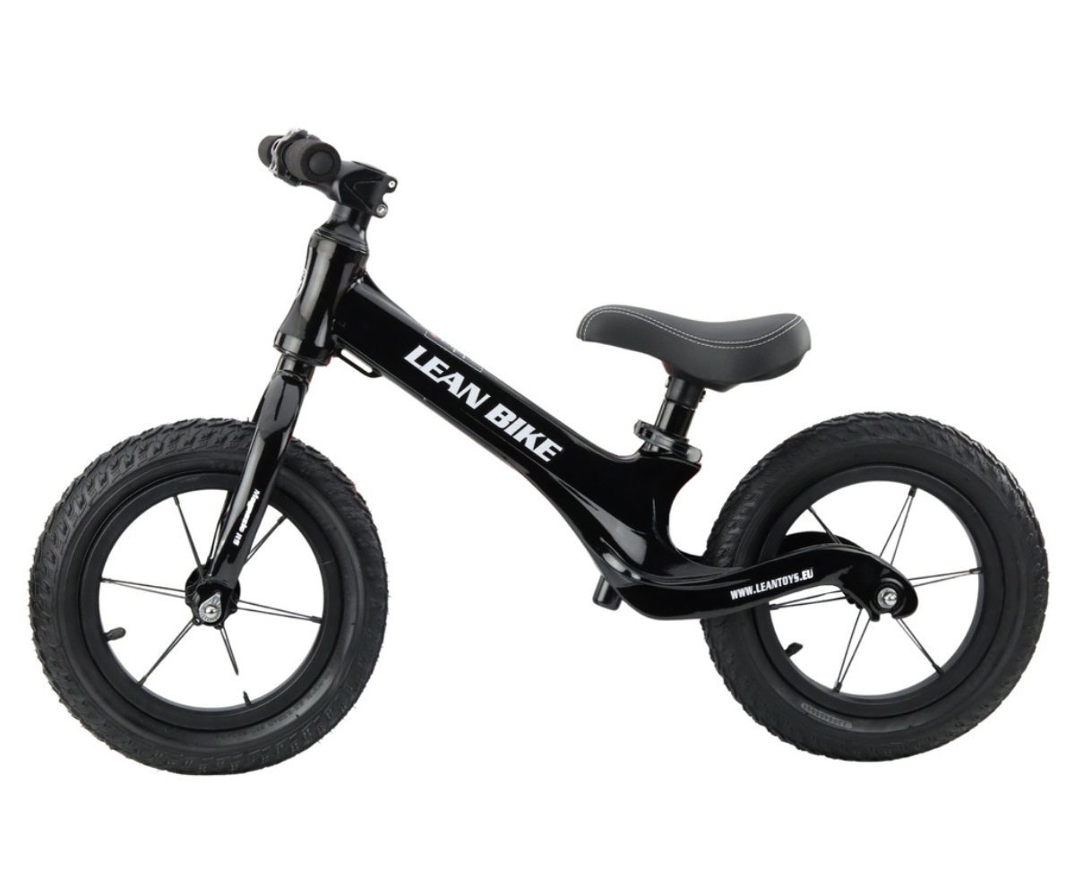 Kerge must tasakaaluratas reguleeritava sadulaga