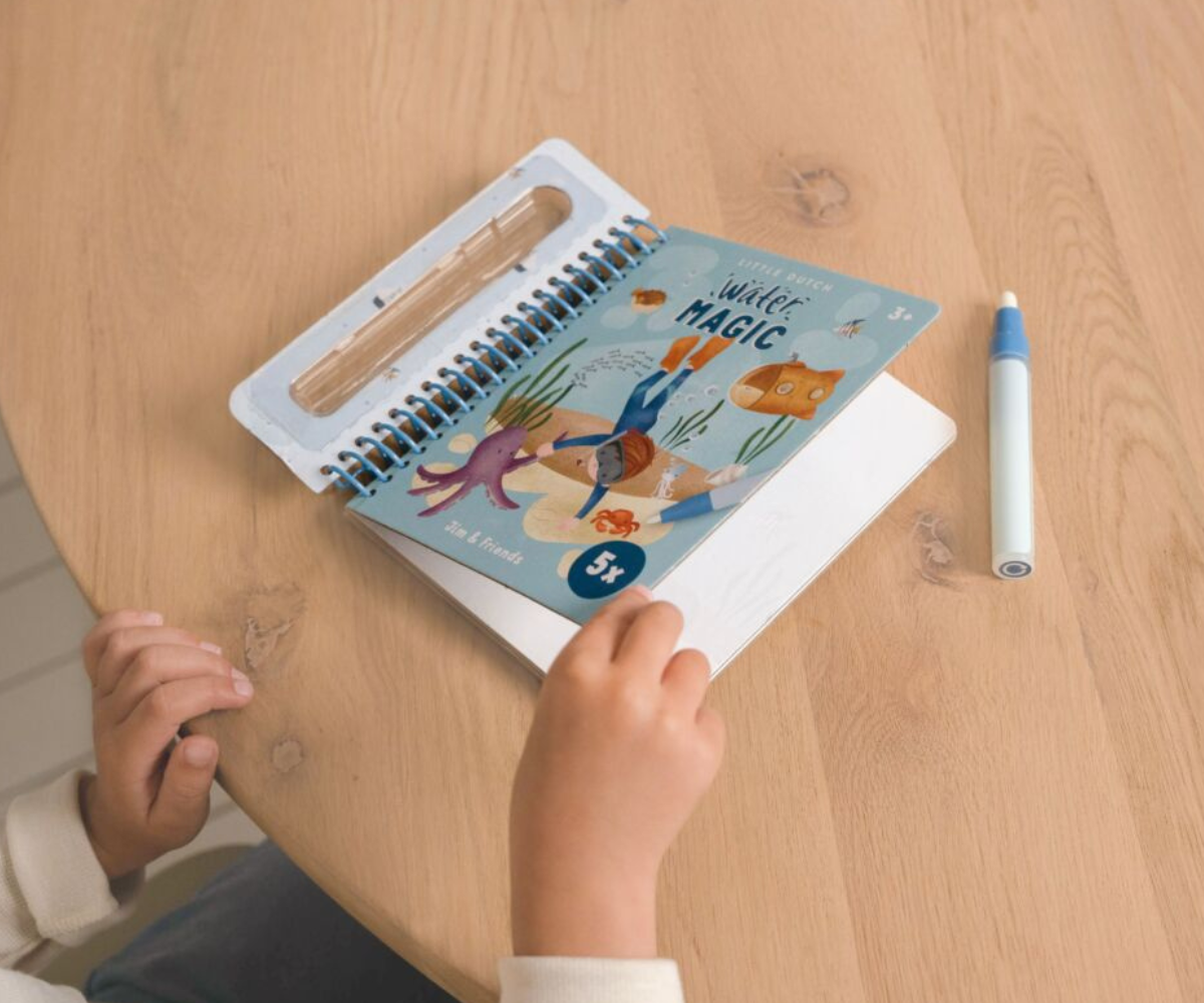 laste värviraamat veega joonistamiseks ilma määrimata