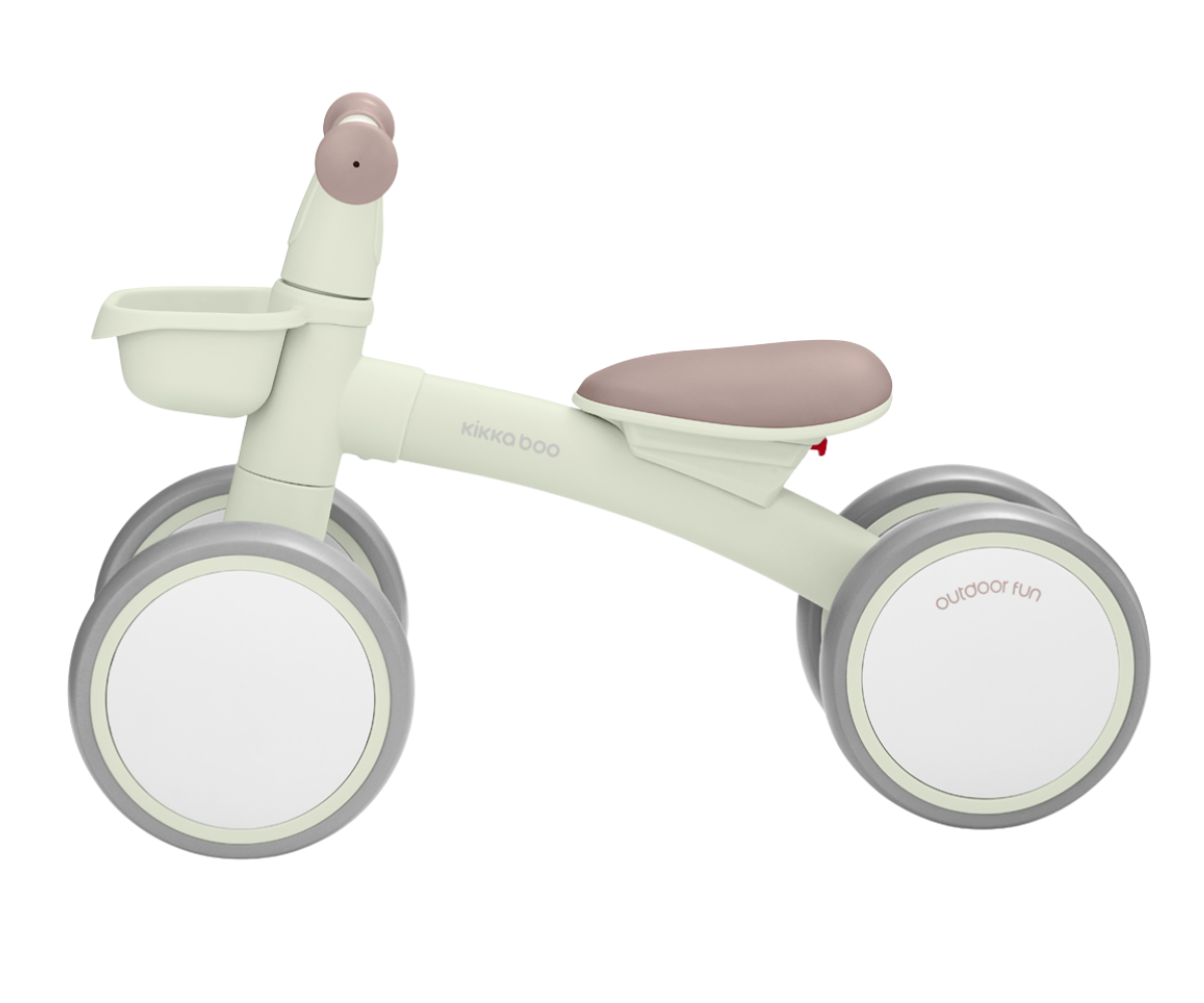 Eemaldatav korv võimaldab võtta sõidule kaasa lemmikmänguasja, joogipudeli või muud vajalikud pisiasjad. 🧸🧺