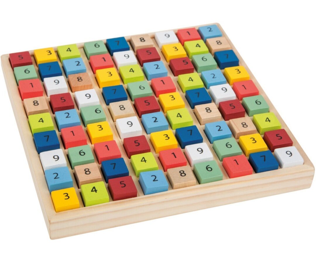 Värviline Sudoku Educate - Small Foot mänguplaat, kus on erinevad värvilised numbrite plokid.