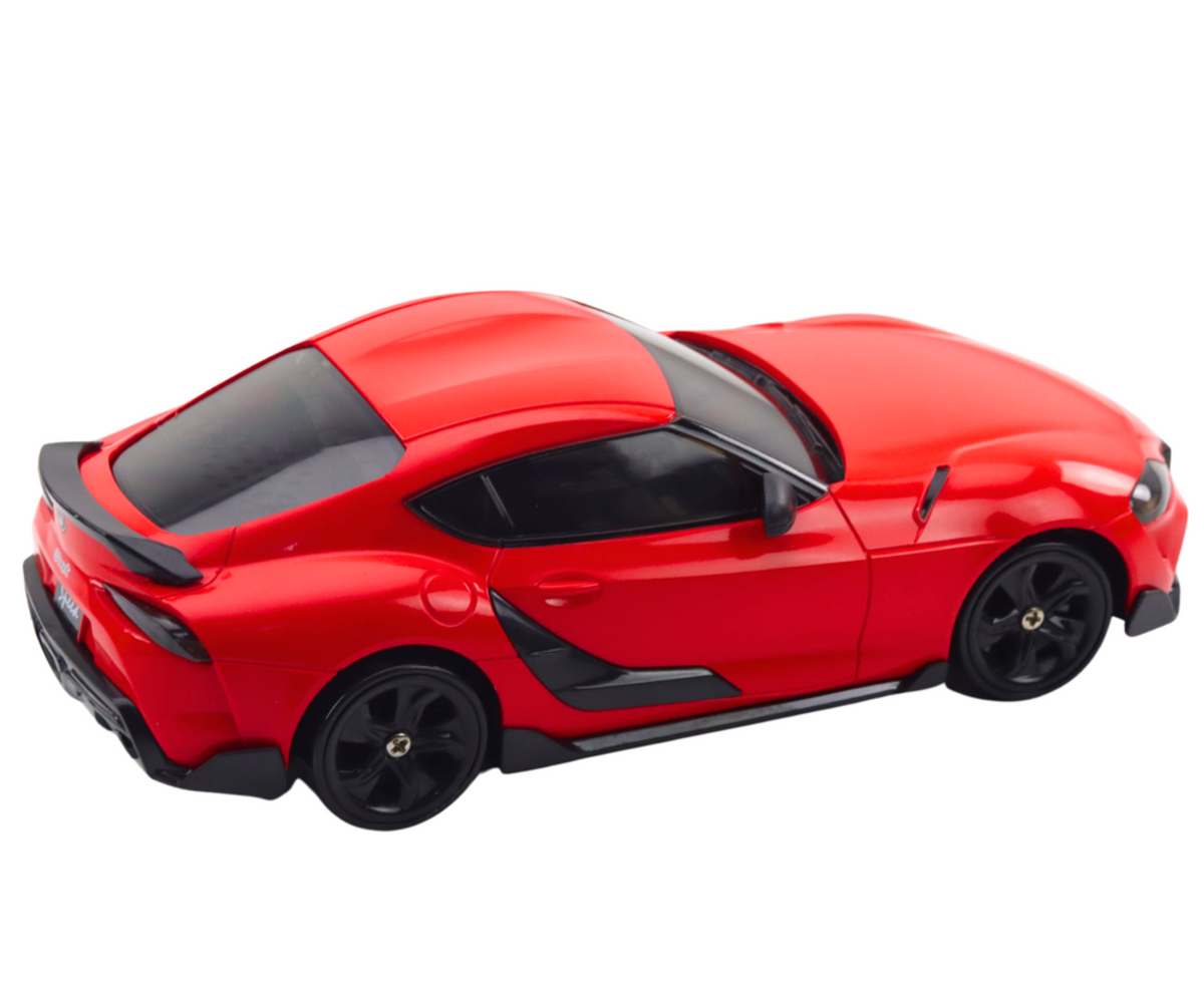 Puldiga driftiauto 4WD – punane auto tagavaade
