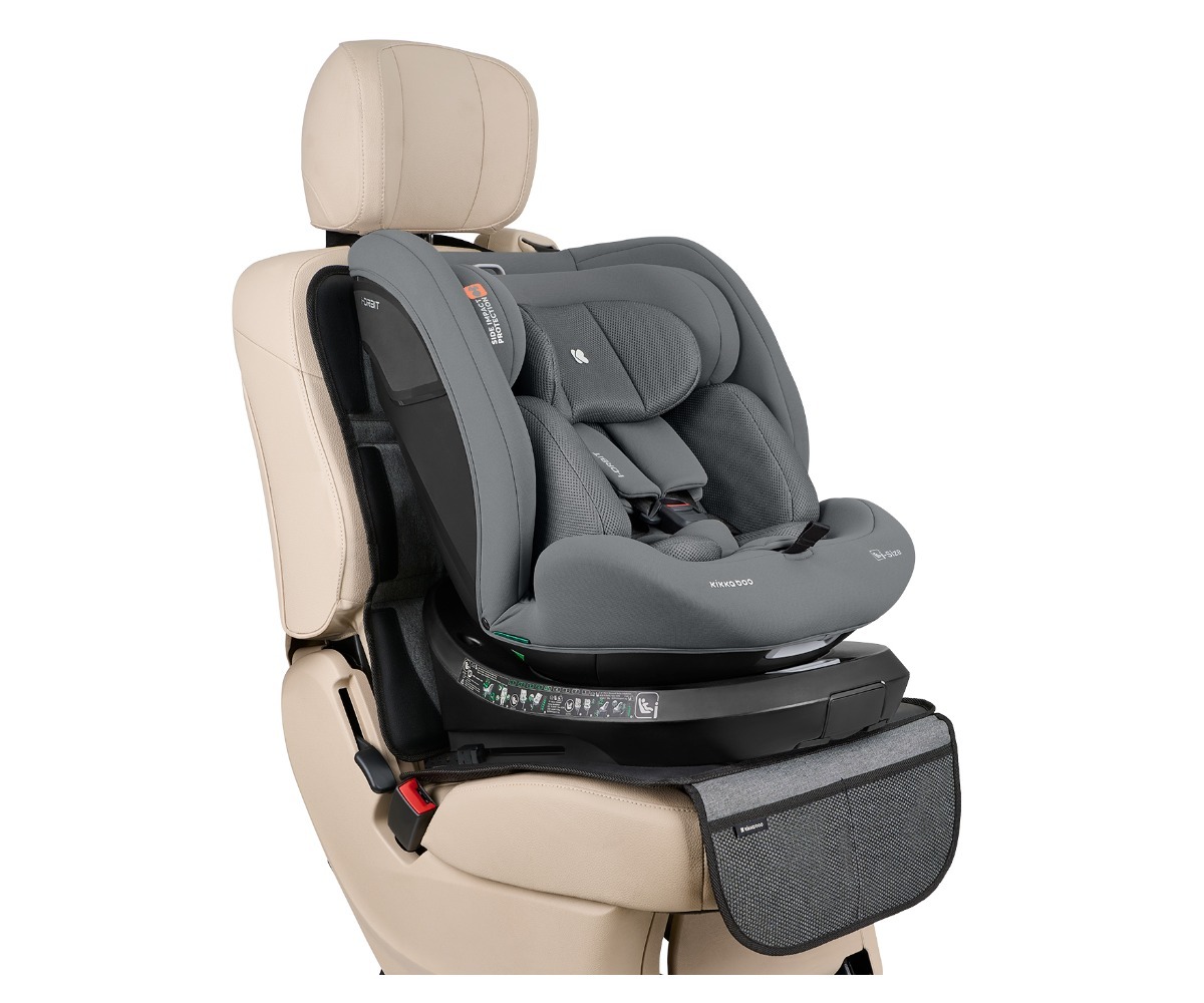 ISOFIX-ühilduv alusmatt autosse kasutamiseks turvatooliga, pakkudes lisakaitset ja mugavust.