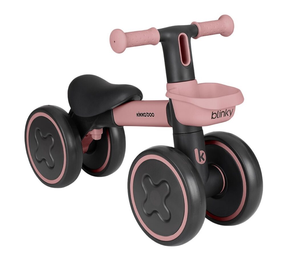 Jooksuratas Blinky Pink helendavate ratastega (1-3a) külgvaade, mugav iste ja mustade ratastega.