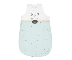 Talvine beebi magamiskott Stripy Friends 1.8 TOG (6–18 kuud) esiküljel on armas loomamotiiv.