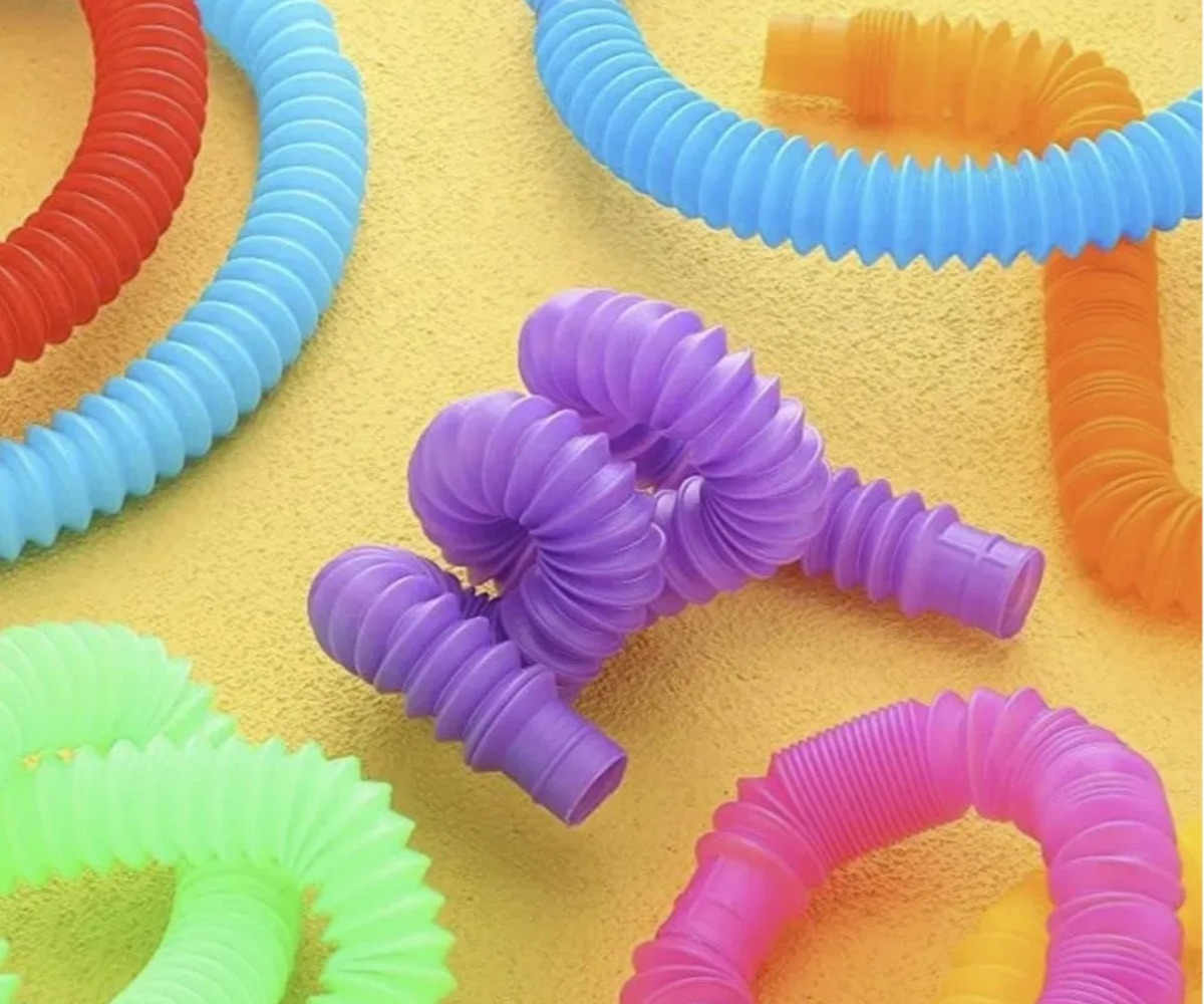Erinevate kujunditega sensoorsed pop-torud lastele – 10tk, stimuleerivad laste loovust.