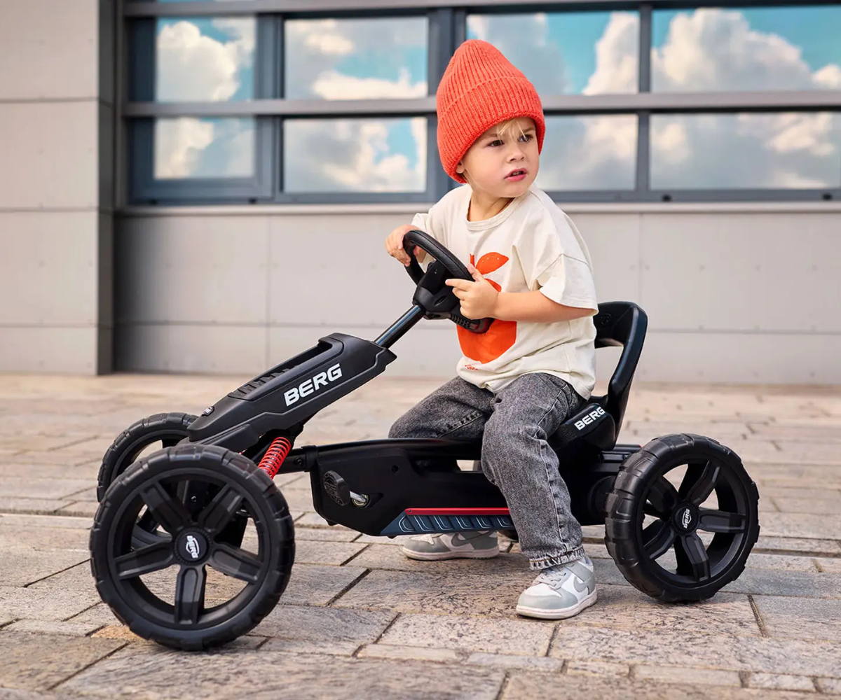 Pedaalidega kartauto BergReppy Rebel must Pedaalidega kartauto BergReppy Rebel must