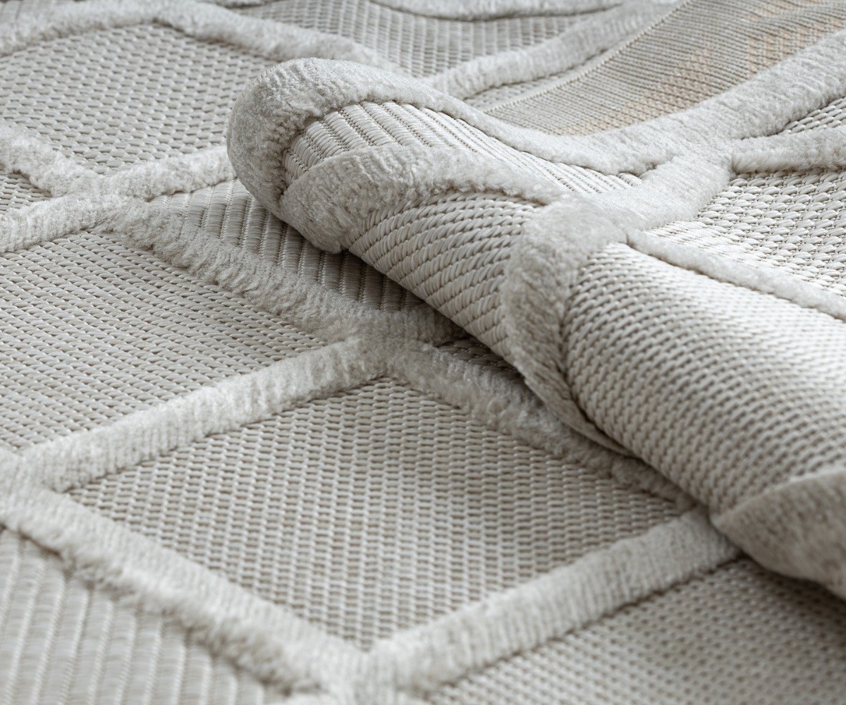 Detailne vaade beežist trellismustriga vaibast SANTO SISAL 58365B