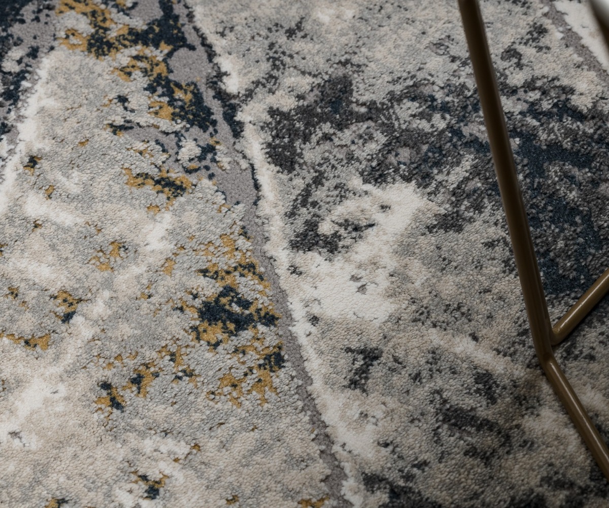 Reljeefne elutoa vaip TULS 51326, lähedal geomeetriline mosaiik, elevandiluu ja sinine