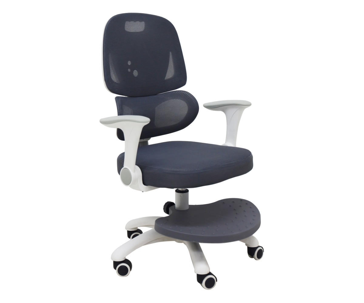 Külgvaade ergonoomilisest lastetoolist jalatoega, hall värv ja mugavad küünarnuki toed.
