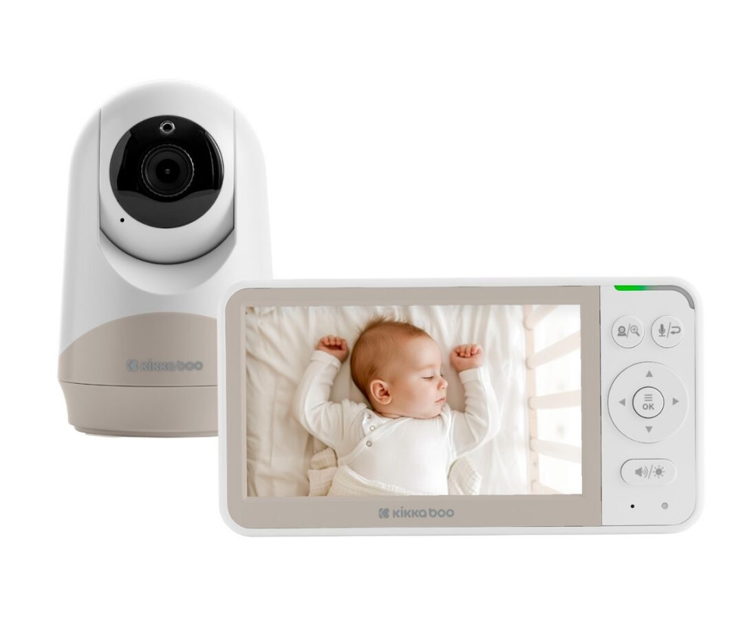 Videoga beebimonitor Rhen Beige 5-tollise ekraaniga, näidates magavat beebit voodis