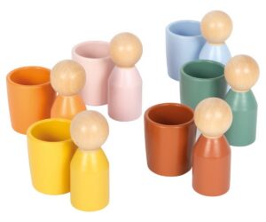 Montessori puidust sorteerimistopsid kujukestega, erksate värvidega potid ja kujukesed