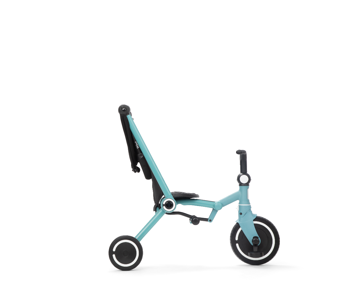 SmarTrike Wind kokkupandav kolmerattaline käru - sinine, näidatud külgvaates