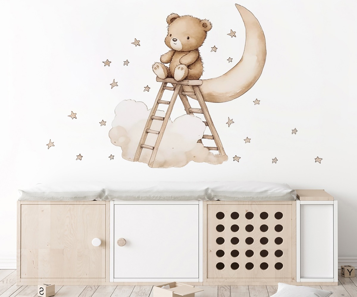 SIPO lastetoa seinakleebised Bear on a Ladder – beež, karu redelil kuu peal.